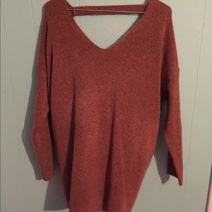 Twist back rust top